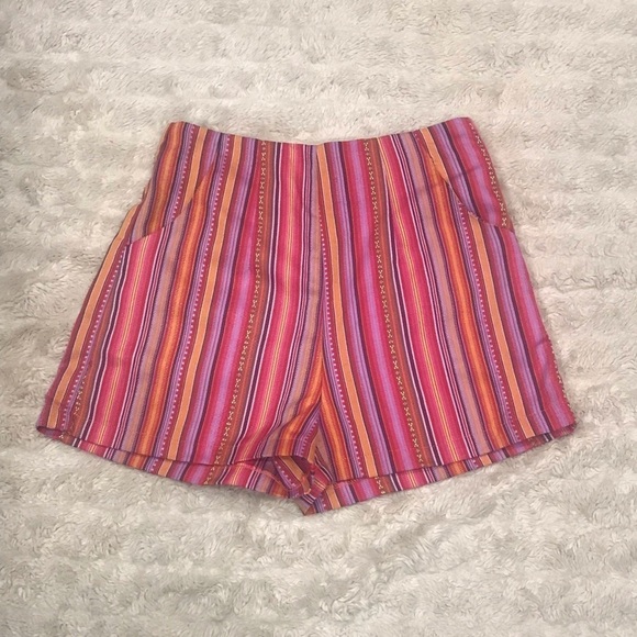 Kaisely high-waisted shorts Size Small - Picture 1 of 4
